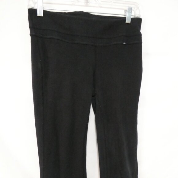 GAP Fit - Slim Straight | medium | Black Leggings - Picture 5 of 16